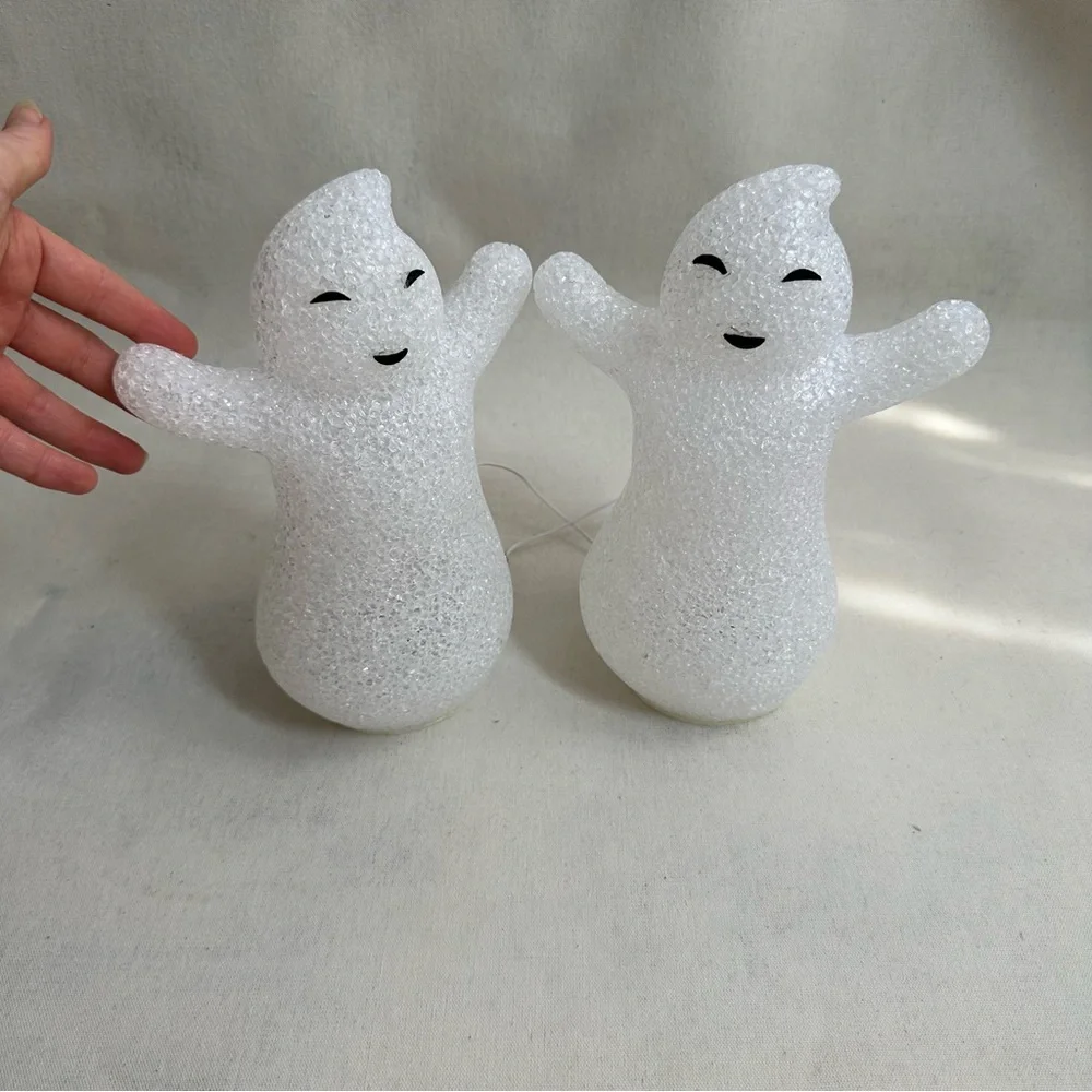 White popcorn plastic multicolor light up ghost figurines - set of 2